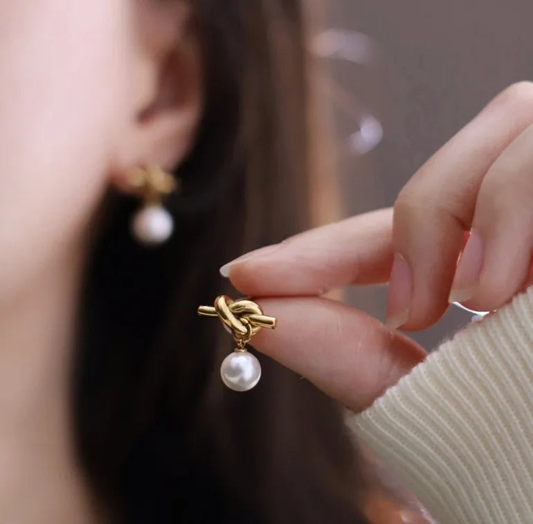 Aretes Nudo de Perla