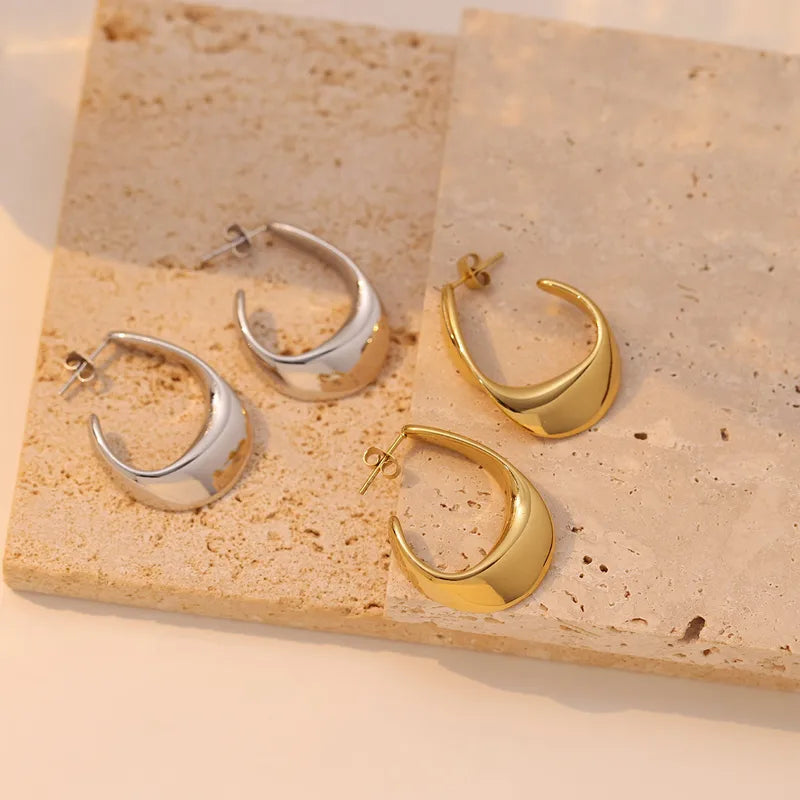 Aretes Curva Dorada