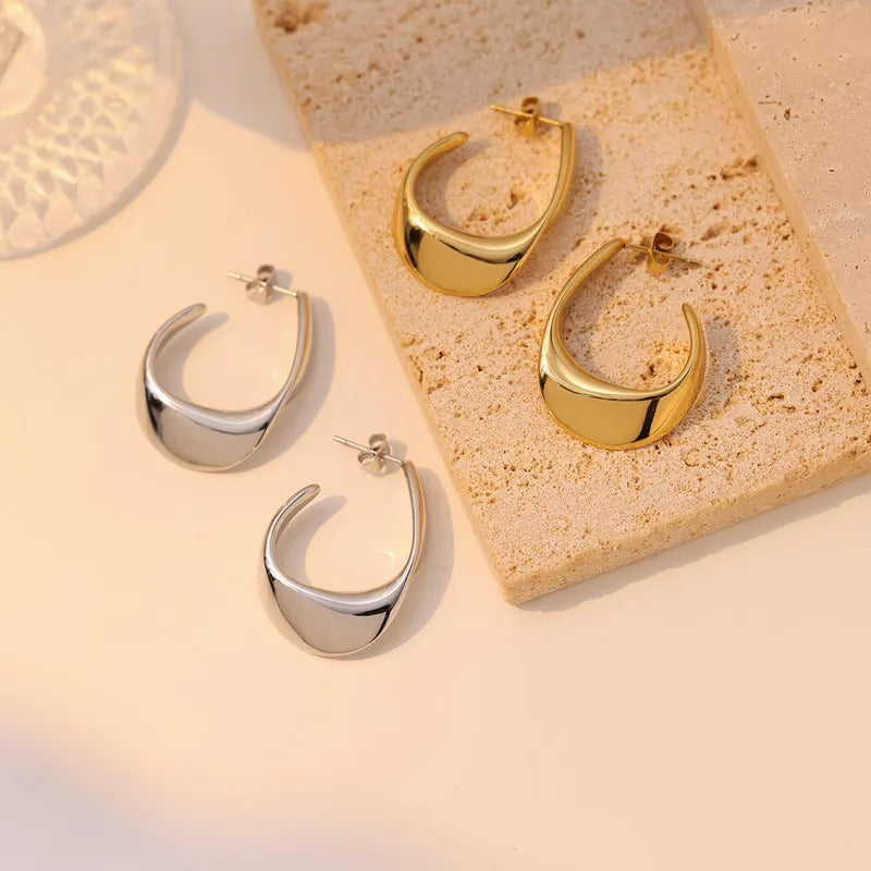 Aretes Curva Dorada