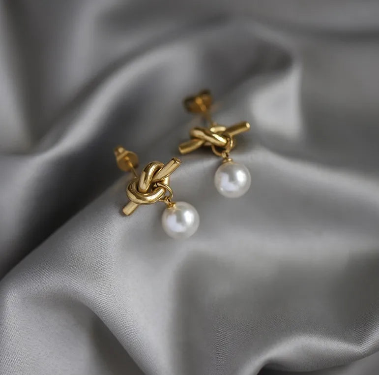 Aretes Nudo de Perla