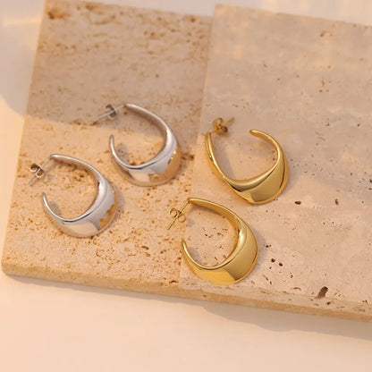 Aretes Curva Dorada