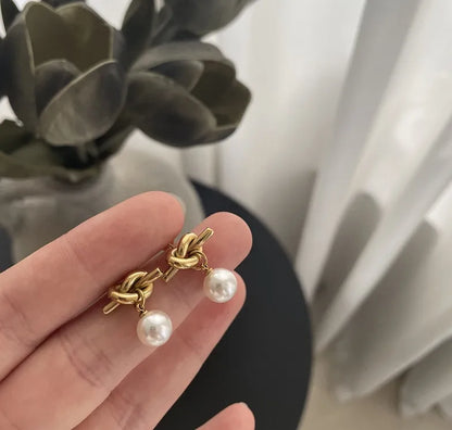 Aretes Nudo de Perla